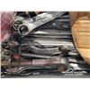Image 11 : ASSORTED SHOP ACCESSORIES