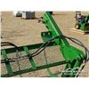 Image 10 : 6 FT. GRAPPLE TO FIT 640 LOADER