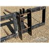 Image 5 : WESTWARD TRACTOR BALE SPEAR