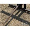 Image 6 : WESTWARD TRACTOR BALE SPEAR