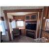 Image 16 : 2010 MONTANA 3400RL 38 FT. T/A TRAVEL TRAILER