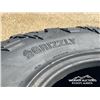 Image 6 : (4) GRIZZLY 35X12.50R18 TIRES