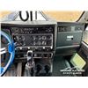 Image 13 : 2018 KENWORTH W900 T/A SLEEPER TRUCK TRACTOR