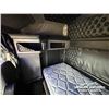 Image 27 : 2018 KENWORTH W900 T/A SLEEPER TRUCK TRACTOR