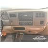 Image 15 : 2000 FORD F450 S/A REEFER VAN