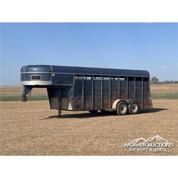 1988 ROYAL 18 FT. T/A LIVESTOCK TRAILER