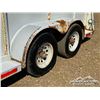 Image 12 : 2001 STAMPEDE 16 FT. T/A LIVESTOCK TRAILER
