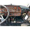Image 10 : 2004 PETERBILT 379 T/A GRAIN TRUCK