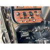 Image 15 : 2004 PETERBILT 379 T/A GRAIN TRUCK