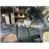 Image 22 : 2004 PETERBILT 379 T/A GRAIN TRUCK