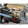 Image 31 : 2004 PETERBILT 379 T/A GRAIN TRUCK