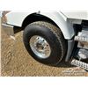Image 28 : 2008 VOLVO VHD T/A DUMP TRUCK