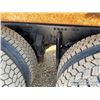 Image 38 : 2008 VOLVO VHD T/A DUMP TRUCK