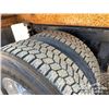 Image 39 : 2008 VOLVO VHD T/A DUMP TRUCK