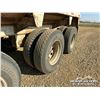 Image 25 : 2006 CASTLETON TRIDEM BOTTOM DUMP TRAILER