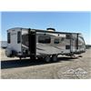Image 4 : 2015 KODIAK KEYSTONE 29 FT. TRAVEL TRAILER