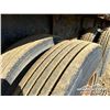 Image 13 : 2005 LODE KING TRIDEM 53 FT. HIBOY W/ BALE RACK