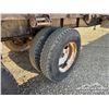 Image 22 : 2005 LODE KING TRIDEM 53 FT. HIBOY W/ BALE RACK