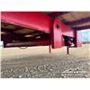 Image 19 : UNIVISION INDUSTRIES 30 FT. T/A DUALLY HAY TRAILER