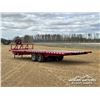 Image 4 : UNIVISION INDUSTRIES 30 FT. T/A DUALLY HAY TRAILER