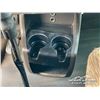Image 11 : 2013 KENWORTH T800 TRI DRIVE TRUCK TRACTOR