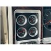 Image 18 : 2013 KENWORTH T800 TRI DRIVE TRUCK TRACTOR