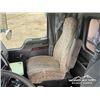 Image 7 : 2013 KENWORTH T800 TRI DRIVE TRUCK TRACTOR