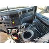 Image 19 : 2015 PETERBILT 567 T/A SLEEPER TRUCK