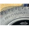 Image 6 : (4) ZWARTHZ 285/75R16 TIRES