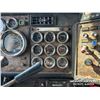 Image 19 : 1998 KENWORTH T800B T/A SLEEPER WINCH TRUCK