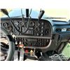 Image 11 : 2013 PETERBILT 388 T/A SLEEPER TRUCK TRACTOR