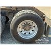 Image 67 : 2013 KENWORTH T800 T/A SLEEPER TRUCK TRACTOR