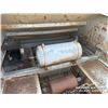 Image 32 : 1998 MIDLAND 38 FT. TRIDEM BOTTOM DUMP TRAILER