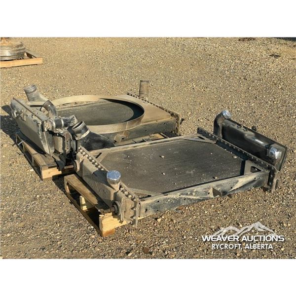(2) 2005 KENWORTH RADIATORS