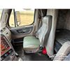 Image 8 : 2011 FREIGHTLINER CASCADIA 125 T/A SLEEPER TRUCK