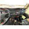 Image 9 : 2020 KENWORTH T800 TRI-DRIVE CAB & CHASSIS