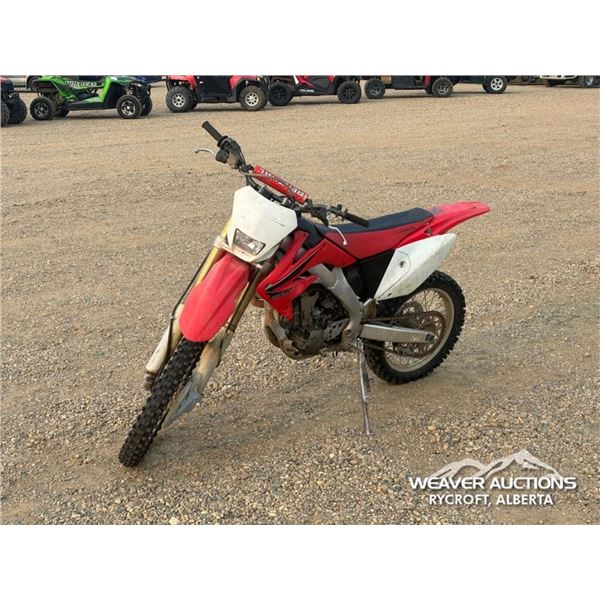 2008 HONDA CRF 250 DIRT BIKE