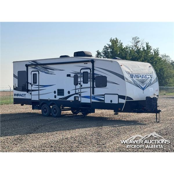 2015 IMPACT 30FT. T/A TOY HAULER TRAVEL TRAILER