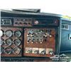 Image 19 : 2005 KENWORTH W900B LONGNOSE T/A TRUCK TRACTOR