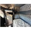 Image 26 : 2005 KENWORTH W900B LONGNOSE T/A TRUCK TRACTOR