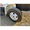 Image 29 : 2006 INTERNATIONAL 4200 VT365 S/A DUMP TRUCK