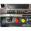 Image 19 : 2023 WESTERN STAR 49X TRI/A SLEEPER DUMP TRUCK