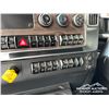 Image 22 : 2023 WESTERN STAR 49X TRI/A SLEEPER DUMP TRUCK