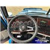 Image 12 : 2018 WESTERN STAR 4900SB TRI/A SLEEPER DUMP TRUCK