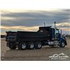 Image 3 : 2018 WESTERN STAR 4900SB TRI/A SLEEPER DUMP TRUCK