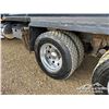 Image 53 : 2018 WESTERN STAR 4900SB TRI/A SLEEPER DUMP TRUCK
