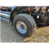 Image 42 : 2007 WESTERN STAR 4900SA TRI/A SLEEPER DUMP TRUCK