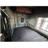 Image 24 : 2000 KENWORTH T800B T/A SLEEPER TRUCK TRACTOR