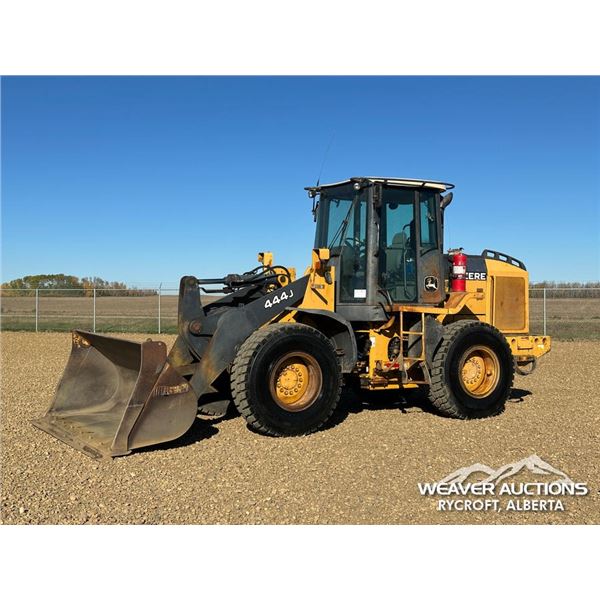 2004 JOHN DEERE 444J WHEEL LOADER