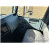 Image 8 : 1995 INTERNATIONAL 4700 S/A SERVICE TRUCK